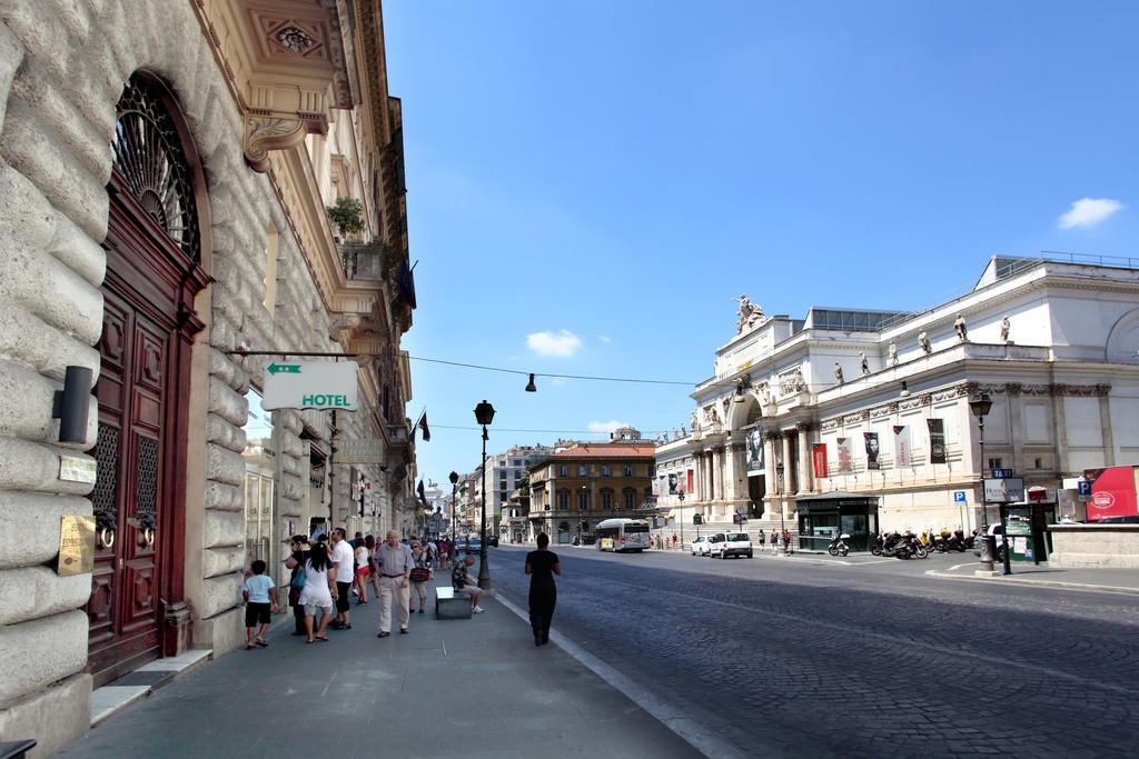 Hotel Boutique Nazionale Rome Bagian luar foto