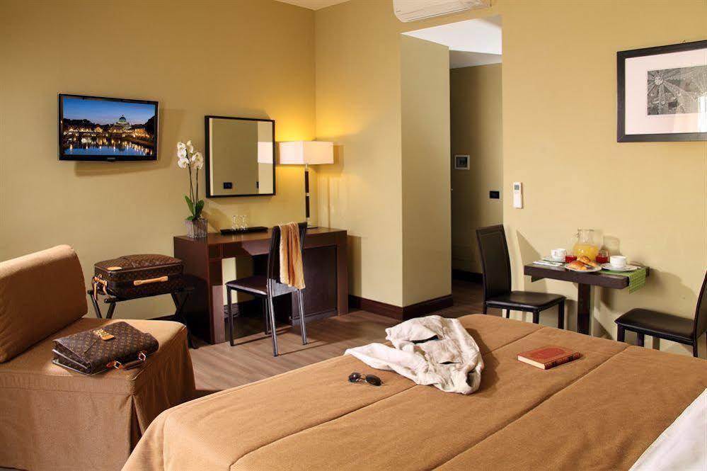 Hotel Boutique Nazionale Rome Bagian luar foto